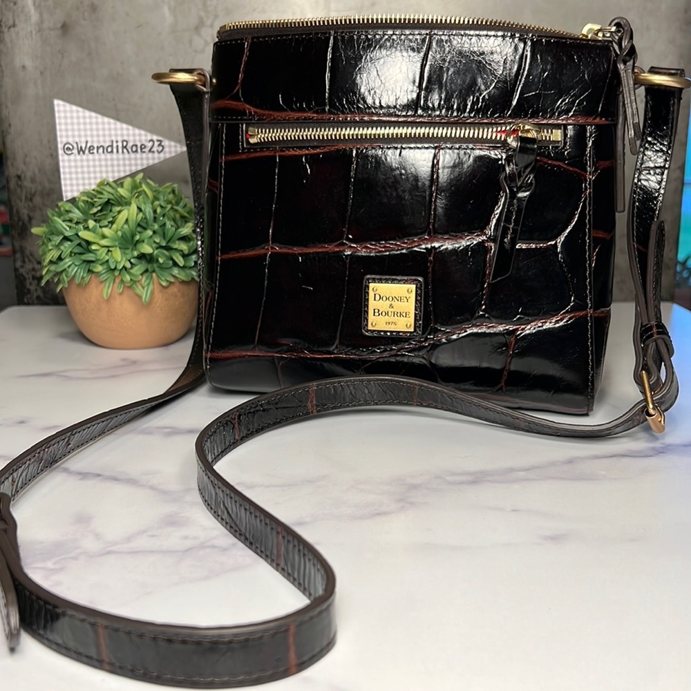 Dooney & Bourke crossbody purse deep reddish brown